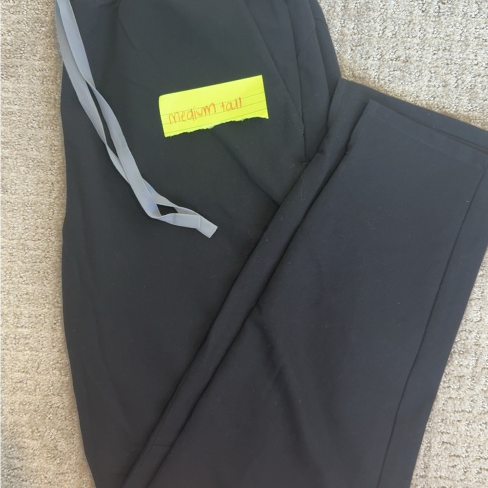 FIGS ALVA TAPERED SKINNY SCRUB